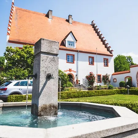 Schlossgasthof Roesch Blaibach