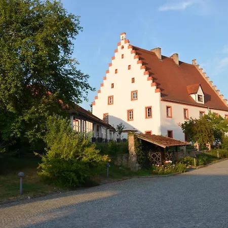 Schlossgasthof Roesch Szálloda Blaibach