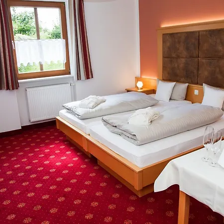 Hotel Schlossgasthof Roesch Blaibach